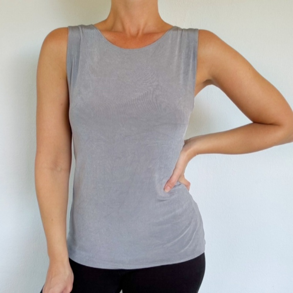 Chico’s Travelers silver gray stretch sleeveless tank top size 1